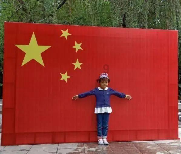 逃离快乐小镇